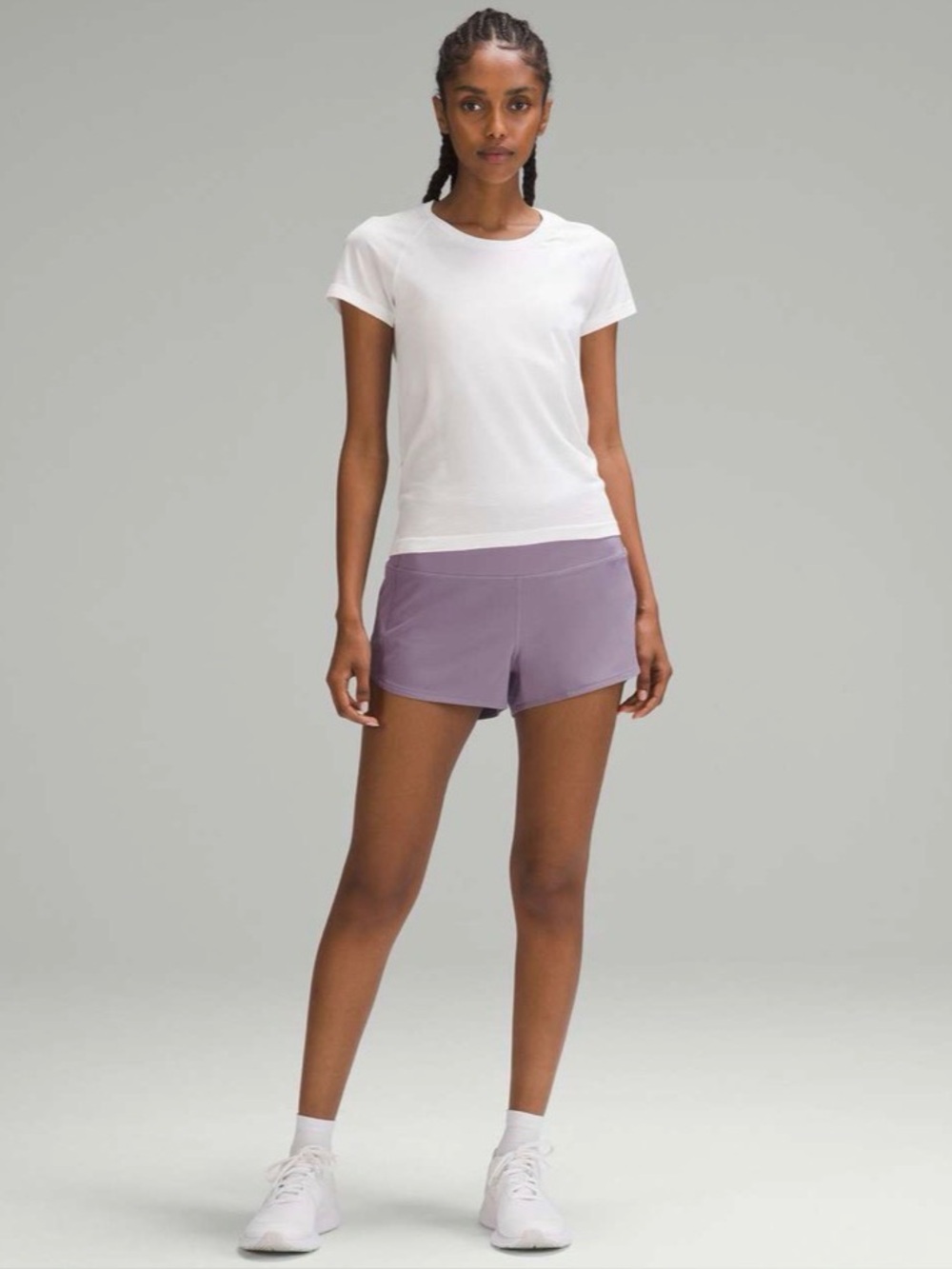 Lululemon Speed Up High-Rise Lined
Short 2.5" in Purple Ash Size 2 - Picture 5 of 16